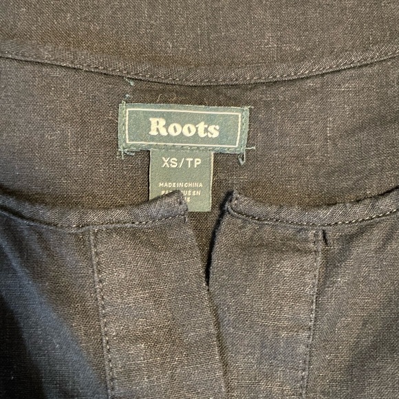 Roots sleeveless black summer dress with tie at waist. - Picture 5 of 5